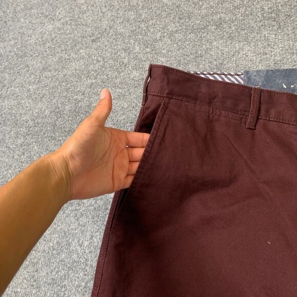 Cremieux Pants Mens 32 Raisin Red Cotton Madison Flat Front Chino Casual - Picture 3 of 11